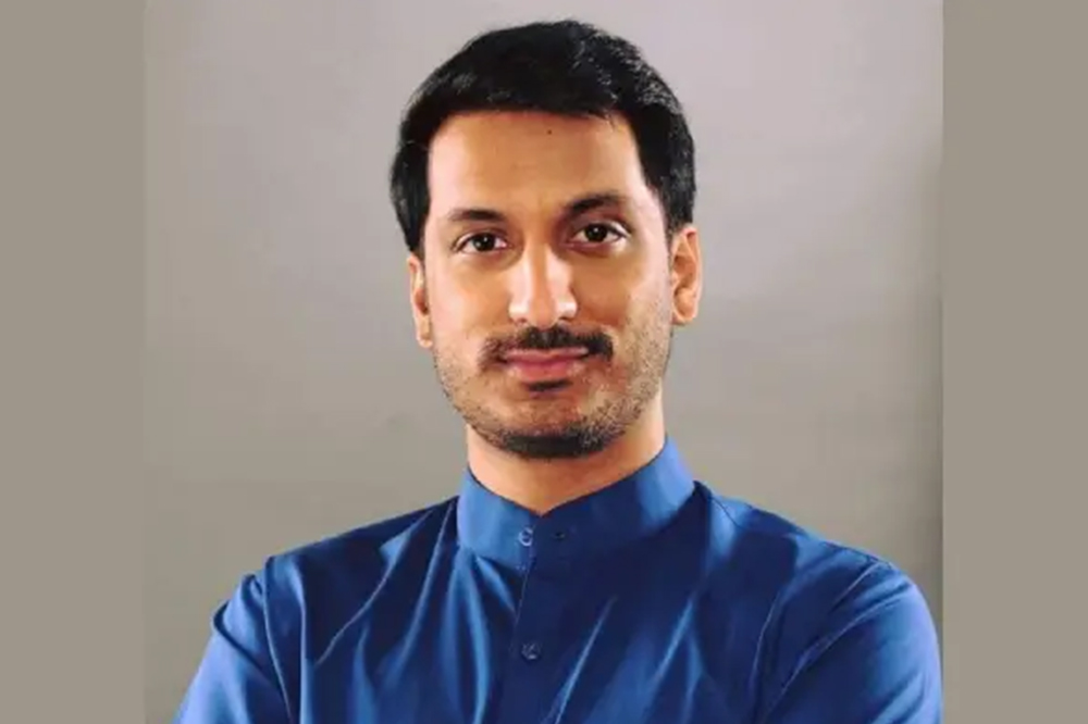 पार्थ पवार यांच्या अमेडिया कंपनीचा आणखी एक जमीन घोटाळा उघडकीस; तहसीलदारासह नऊ जणांवर गुन्हा 