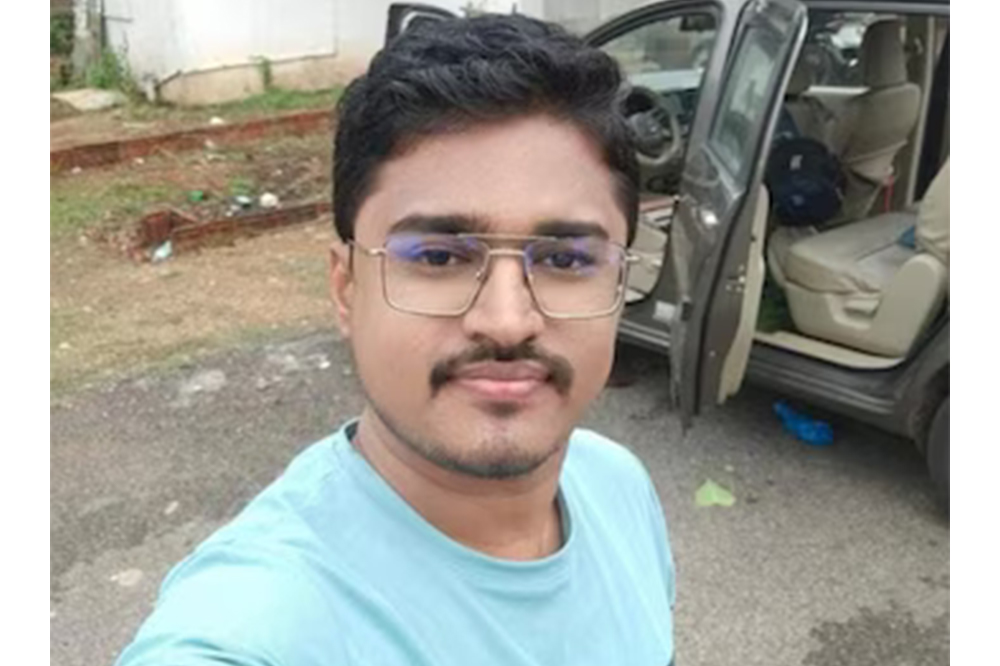 सोलापूरातील तरुण वकिलाची आत्महत्या; सुसाईड नोटमधून कौटुंबिक तणावाची माहिती 