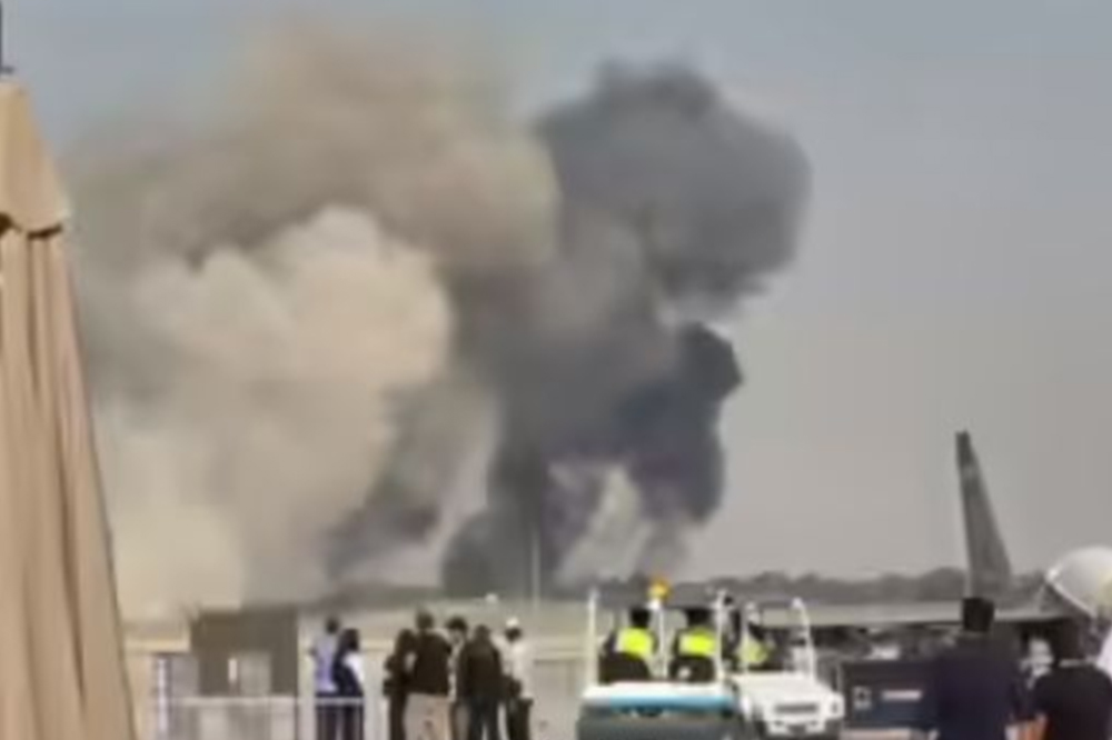 दुबई एअर शोमध्ये ‘तेजस’ लढाऊ विमान कोसळून स्फोट; भारतीय हवाई दल चिंतित