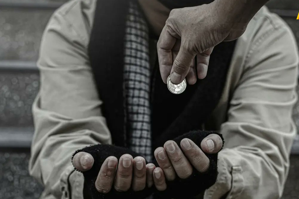 राज्यात भिक मागण्यास बंदी;  विधेयकास विधानसभेत मंजुरी 