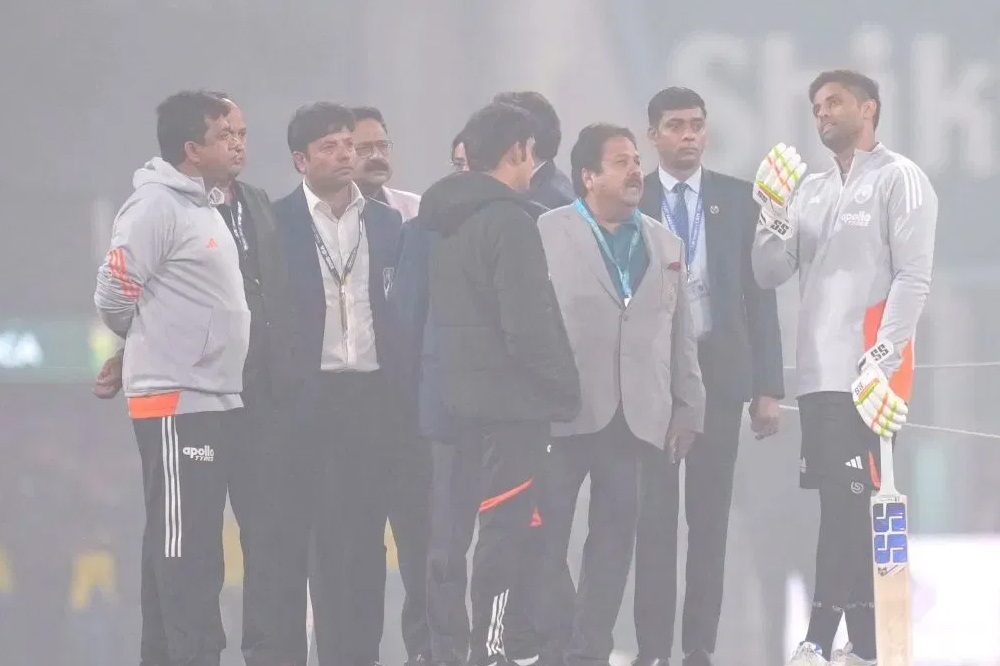 धुक्यामुळे भारत–दक्षिण आफ्रिका चौथा टी-२० सामना रद्द; क्रिकेट इतिहासातील पहिलीच घटना 