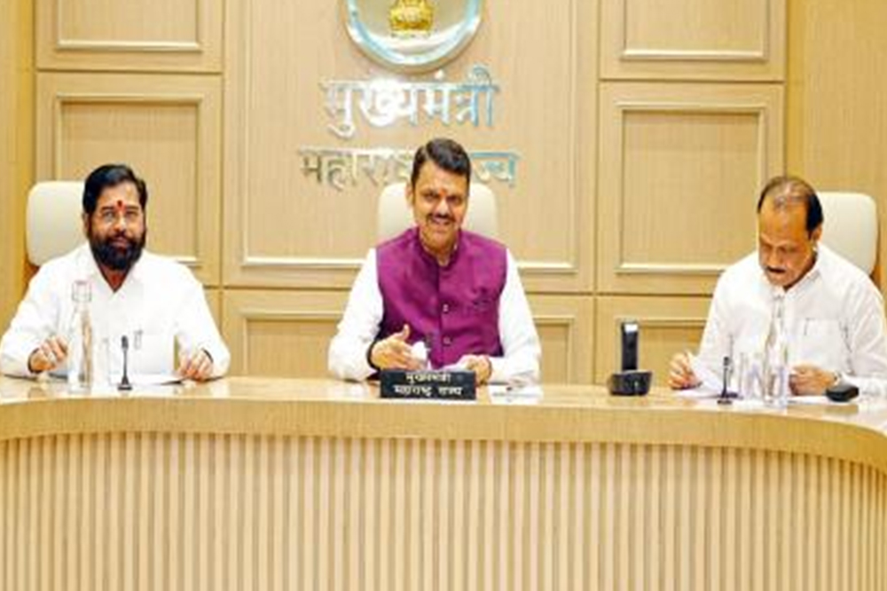 महाराष्ट्र मंत्रिमंडळाचे १५ निर्णय : मुंबई-ठाणे नवी मेट्रो, लोकल खरेदी, पुणे-लोणावळा चौपदरीकरणास मंजुरी  