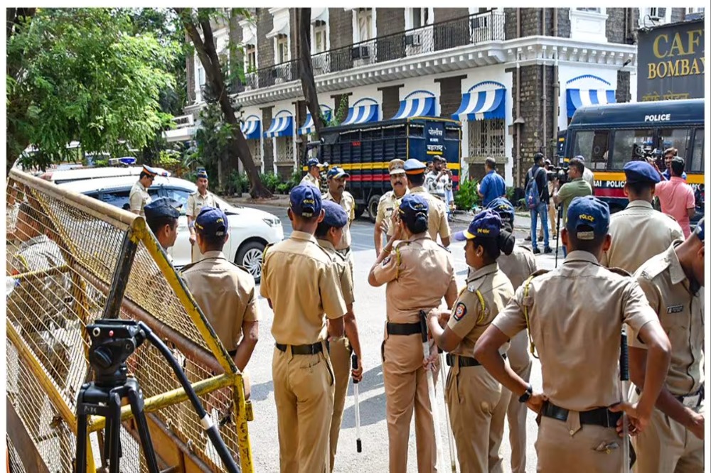 मुंबईला उडवण्याची धमकी देणारा आरोपी नोएड्यातून अटकेत