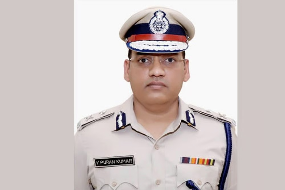 हरियाणातील वरिष्ठ आयपीएस अधिकारी वाय. पूरन कुमार यांची आत्महत्या; पत्नीने उच्च अधिकाऱ्यांवर केला गंभीर छळाचा आरोप 