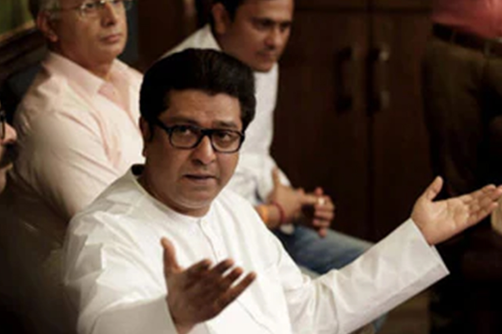 मतदार यादीतील घोळांवरून राज ठाकरे संतप्त — “आयोग सत्ताधाऱ्यांसाठी काम करत नाही, निवडणुका थांबवा!” 