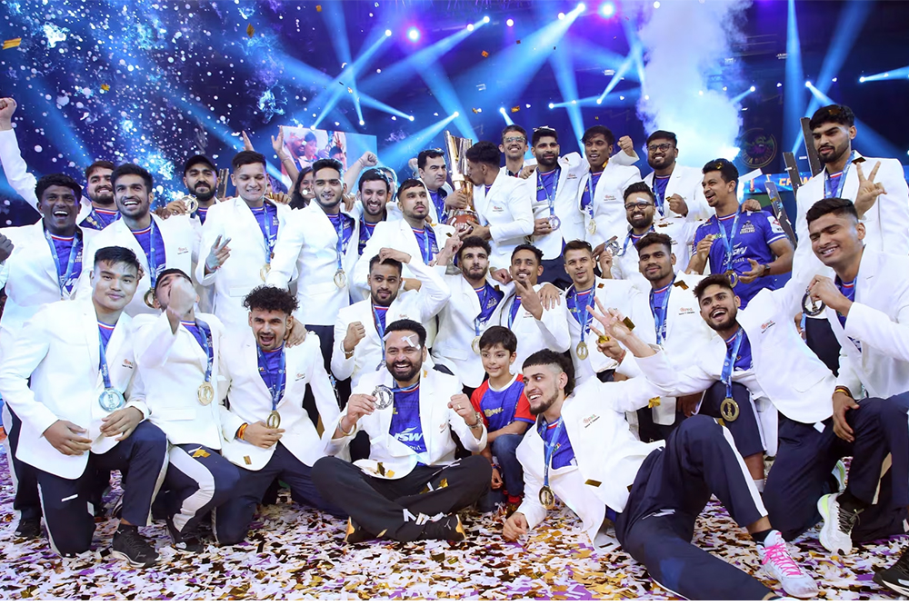 दबंग दिल्लीने थरारक विजयासह दुसऱ्यांदा प्रो कबड्डी लीगचे विजेतेपद पटकावले. 