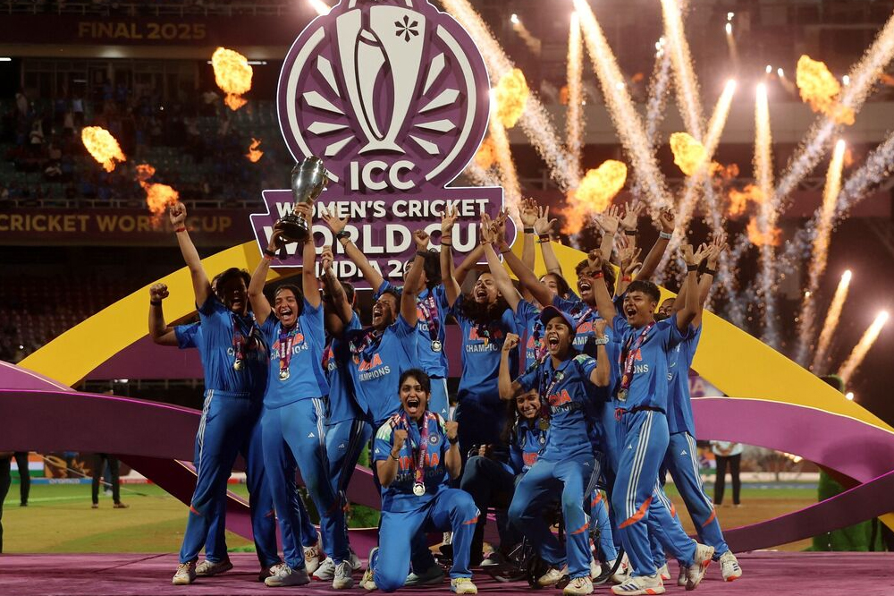 भारतीय महिला संघाचा ऐतिहासिक विजय! दक्षिण आफ्रिकेला ५२ धावांनी हरवत पहिल्यांदाच विश्वविजेतेपद 