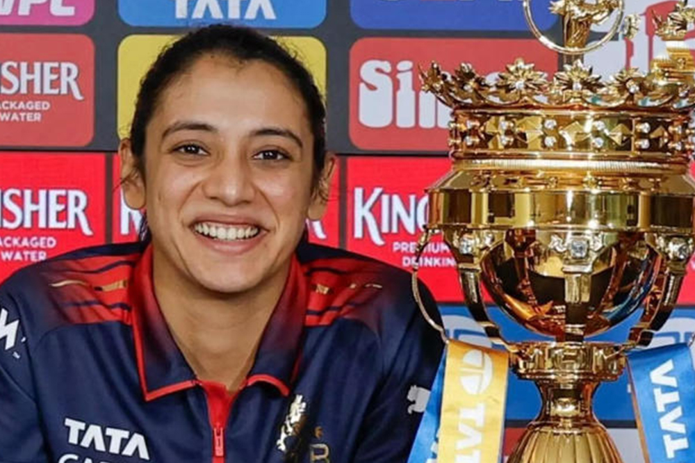 आरसीबीचा विजयाचा धडाका कायम, गुजरात जायंट्सवर ६१ धावांनी मात; स्मृती मानधनाच्या नेतृत्वाखाली प्लेऑफमध्ये दणक्यात प्रवेश 