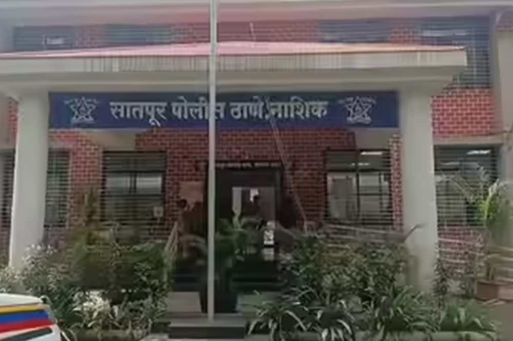 नाशिकमध्ये प्रियकराकडून अपहरणाचा प्रयत्न; डोळ्यात मिरचीची पूड टाकून हल्ला