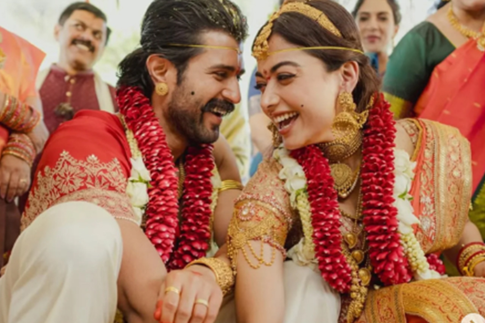 रश्मिका मंदाना–विजय देवरकोंडा विवाहबंधनात; उदयपूरमध्ये पार पडला खासगी सोहळा 