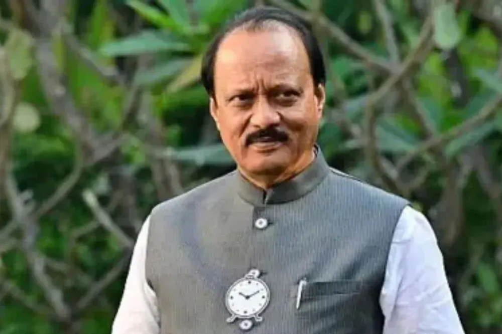 बारामतीतील शासकीय वैद्यकीय व आयुर्वेद महाविद्यालयाचे नामकरण ‘स्व. अजित (दादा) पवार’ यांच्या नावाने 