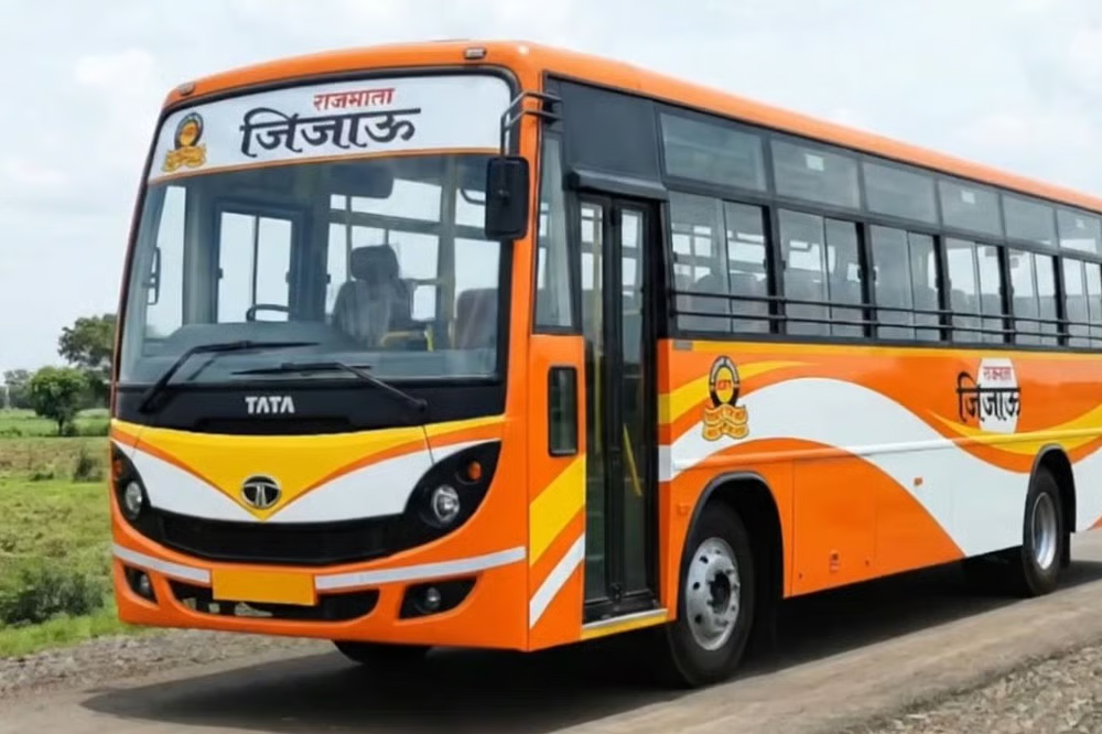 ‘राजमाता जिजाऊ’ स्मार्ट एसटी बससेवा सुरू; आधुनिक सुविधांसह प्रवास अधिक आरामदायी 