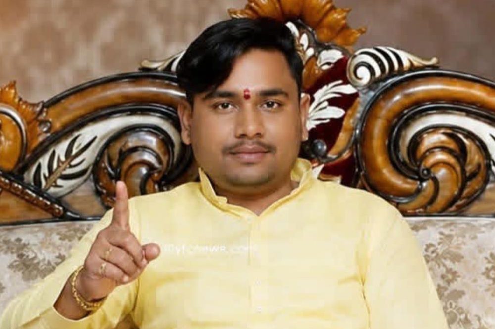 माढ्यात आणखी एका भोंदूबाबाचा पर्दाफाश; आश्रमावर पोलिसांची पहाटे धाड 