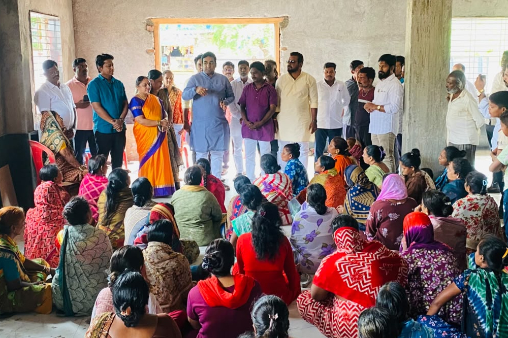 एसआयआर मोहिमेत सहभागी व्हा; मतदार यादीत नाव कायम ठेवण्यासाठी अर्ज भरा : आमदार देवेंद्र कोठे यांचे नागरिकांना आवाहन 