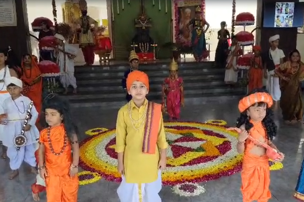 संगमेश्वर पब्लिक स्कूलमध्ये भक्तिमय आषाढी दिंडी; विद्यार्थ्यांनी जपली वारकरी परंपरा 