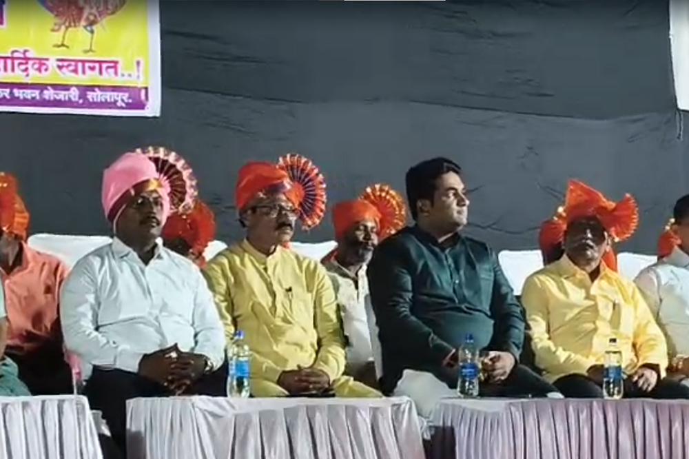 शेकडो वर्षांची परंपरा आजही अखंड; माँ शितलादेवीच्या आषाढ महायात्रेने सोलापूर भक्तीमय 