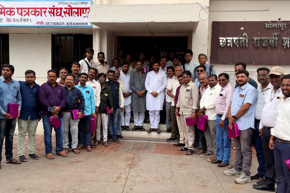 फोटोतील बदलाची ताकद लोकांच्या स्मरणात राहते : महापौर विनायक कोंड्याल 
